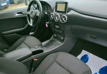 Mercedes Klasa B W246 Sports Tourer 200 BlueEFFICIENCY 156KM 2013 Mercedes-Benz Klasa B Super wersja Automat Zarejestrowany 1.6 Benzyna, zdjęcie 7