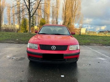 Volkswagen Passat B5 Sedan 1.6 100KM 2000 Volkswagen Passat Volkswagen Passat 1,6 Benzyna Klimatyzacja Zamiana 1.6, zdjęcie 10