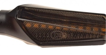 ДИНАМИЧЕСКИЕ СВЕТОДИОДНЫЕ УКАЗАТЕЛИ ПОВОРОТА, 2 ШТ.