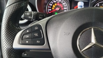 Mercedes GLC C253 SUV 2.1 220 d 170KM 2018 Mercedes-Benz GLC MERCEDES GLC 220D 4MATIC 2.1 Diesel 170KM, zdjęcie 24