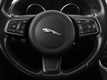 Jaguar XF II Sedan 2.0 i4D 163KM 2015 Jaguar XF 20d Automat Prestige Panorama Tempomat, zdjęcie 20