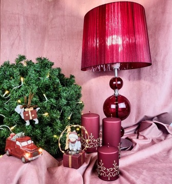 АВТОМОБИЛЬНАЯ ФИГУРКА С ДЕКОРАТИВНОЙ СВЕТОДИОДНОЙ РОЖДЕСТВЕНСКОЙ ЕЛКОЙ