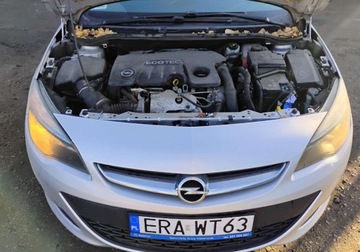 Opel Astra J Sedan 1.6 CDTI ecoFLEX 110KM 2015 Opel Astra 2015. SALON POLSKA. 1.6 CDTI. Uszkodzony tyl i lekko lewy bok., zdjęcie 4