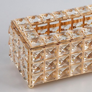 Декоративный держатель из блестящих кристаллов