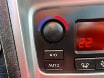 Peugeot 307 II Kombi 2.0 HDi 16V FAP 136KM 2006 Peugeot 307 307 SW Klimatyzacja Parktronic Panorama Dach El.Szyby El.Luste, zdjęcie 10
