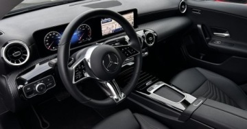 Mercedes CLA C118/X118 Coupe Facelifting 1.3 200 163KM 2024 Mercedes-Benz CLA Salon PL Od Dealera Kamera Android Podgrzewane fotele MB, zdjęcie 9