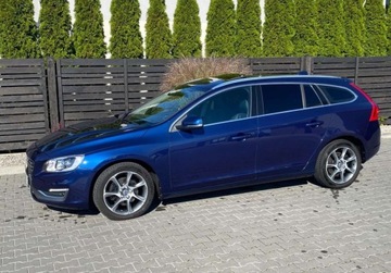 Volvo V60 I Kombi Facelifting 2.0 D4 DRIVE-E 181KM 2015 Volvo V60 2.0D4 Ocean Race Full Opcja Xenon Szyber Serwis 1-wlasc Zadbana, zdjęcie 17