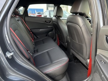 Hyundai Kona I Crossover 1.6 T-GDI 177KM 2018 Hyundai Kona 1.6 T-GDI Style 4WD DCT I (2017-2023), zdjęcie 9