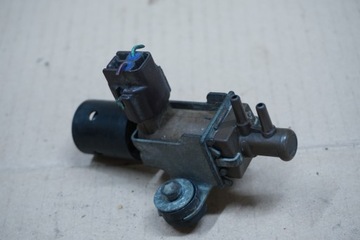 LAND CRUISER 90 95 ВАКУУМНЫЙ КЛАПАН 3.0 1KZTE