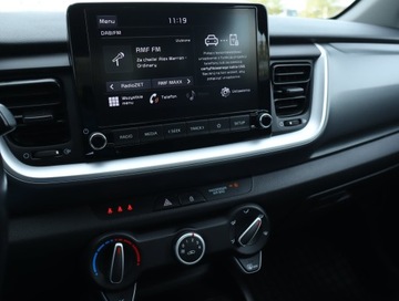 Kia Stonic I Crossover 1.0 T-GDI 120KM 2020 Kia Stonic 1.0 T-GDI MHEV, Salon Polska, zdjęcie 11
