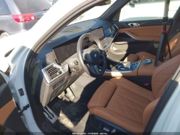 BMW X5 G05 2024 BMW X5 phev, 2024r., 4x4, 3.0L 3.0 Benzyna 308KM, zdjęcie 8