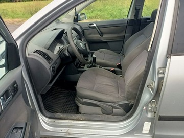 Volkswagen Polo IV Hatchback 1.4 16V 75KM 2003 Volkswagen Polo 1.4 03r, zdjęcie 4