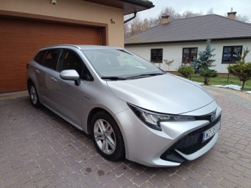 Toyota Corolla XII TS Kombi 1.8 Hybrid 122KM 2020 Toyota Corolla 1.8 HYBRYDA SALON PL Salon PL I rej 12.2020, zdjęcie 2