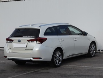 Toyota Auris II Touring Sports Facelifting 1.8 Hybrid 136KM 2016 Toyota Auris Hybrid, Salon Polska, Serwis ASO, zdjęcie 4