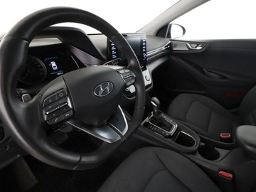 Hyundai IONIQ Hatchback Facelifting (Hybrid) 1.6 GDI 141KM 2020 Hyundai IONIQ HEV klima auto kamera i czujnik, zdjęcie 13
