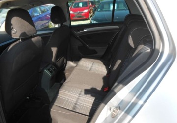 Volkswagen Golf VII Hatchback 3d 1.4 TSI BlueMotion Technology 125KM 2016 Volkswagen Golf Volkswagen Golf VII 1.4 BENZYNA 126 KM DSG 1.4 Benzyna, zdjęcie 8
