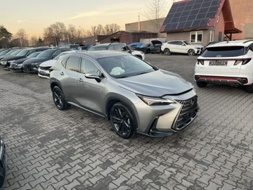 Lexus NX II SUV Facelifting 2.5 350h 243KM 2023 Lexus NX 350H AWD Skóra Automat Podgrzewanie