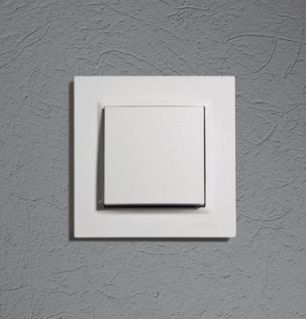 Simon 10 SINGLE FRAME белый Свяжитесь с Simon10