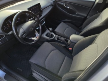 Hyundai i30 III Wagon Facelifting 1.0 T-GDI 120KM 2022 Hyundai i30 SalonPL serwis ASO 1.0T-GDI 120KM bezwypadkowy pakiety kamera, zdjęcie 9