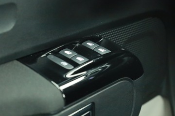 Citroen C3 III Hatchback Facelifting 1.2 PureTech 83KM 2022 Citroen C3 1.2 PureTech, Salon Polska, Klima, zdjęcie 16