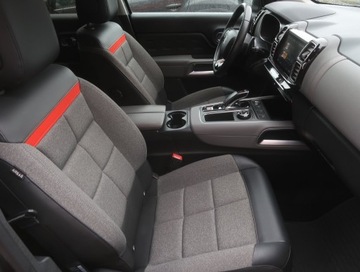 Citroen C5 Aircross SUV 1.6 PureTech 181KM 2019 Citroen C5 Aircross PureTech 180, Salon Polska, zdjęcie 8