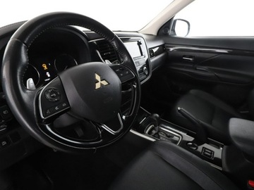Mitsubishi Outlander III 2016 Mitsubishi Outlander 7os. Automat Navi Kamera, zdjęcie 13
