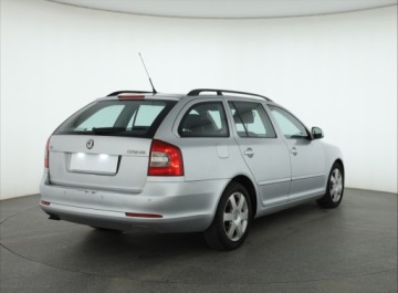 Skoda Octavia II Kombi 1.9 TDI PD 105KM 2009 Skoda Octavia 1.9 TDI, Salon Polska, Klima, zdjęcie 4