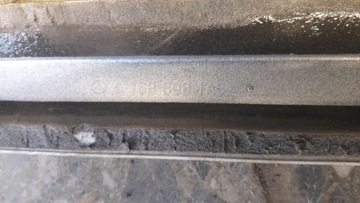 A1686981462 LIŠTA DVEŘE PRAVÝ PŘEDNÍ W168 STŘÍBRNÁ