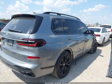 BMW X7 2023 BMW X7 M60i 2023 4.4l 4.4 Benzyna 523KM, zdjęcie 5
