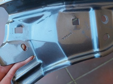 BLATNÍK - LEVÝ PŘEDNÍ NISSAN X-TRAIL III T32