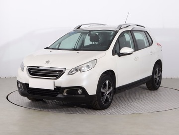 Peugeot 2008 I SUV Facelifting 1.2 PureTech 110KM 2016 Peugeot 2008 1.2 PureTech, Salon Polska, zdjęcie 1