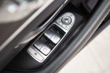 Mercedes Klasa E W213 Limuzyna 2.0 220d 194KM 2019 Mercedes-Benz Klasa E E220d 4 Matic AMG Salon Polska Autotrade Mercedes, zdjęcie 18