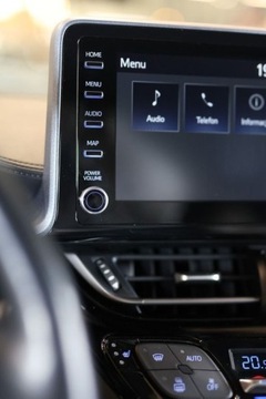 Toyota C-HR I Crossover Facelifting 1.8 Hybrid 122KM 2020 Toyota C-HR 1.8 Hybrid Selection 1.8 Hybryda 122KM, zdjęcie 16