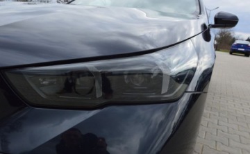 BMW Seria 5 G90-91 Sedan Plug-In 3.0 50e 489KM 2024 BMW Seria 5 550e 489KM xDrive M Sport Adaptive LED BowersWilkins Ambiente, zdjęcie 3