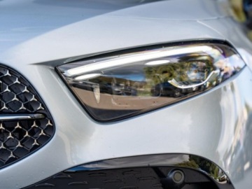 Mercedes Klasa A W177/V177 Hatchback Facelifting 1.3 200 163KM 2024 MERCEDES-BENZ A Klasa 200 AMG Line 1.3 (163KM) 2024, zdjęcie 12