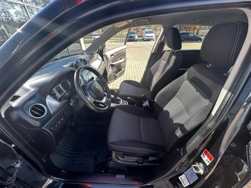 Suzuki Vitara III SUV 1.6 VVT 120KM 2017 Suzuki Vitara 1Ręka! Kamera Grzane fotele, zdjęcie 9