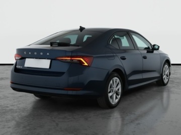 Skoda Octavia IV Liftback 2.0 TDI 115KM 2022 Skoda Octavia 2.0 TDI, Salon Polska, zdjęcie 4
