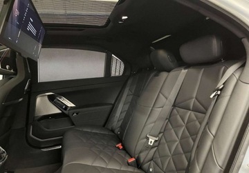 BMW Seria 7 G70 2024 BMW Seria 7 740d xDrive, M Pakiet, TV, Faktura VAT 23, Bezwypadkowy 3.0, zdjęcie 25