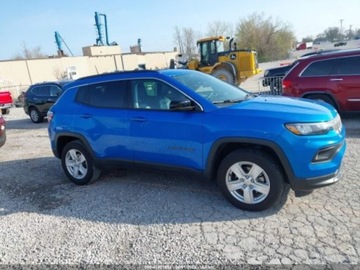 Jeep Compass II 2022 Jeep Compass 2022r., Latitude, od ubezpieczalni 2.4 Benzyna 177KM, zdjęcie 7