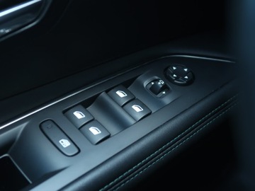 Peugeot 3008 II Crossover Facelifting  1.2 PureTech 130KM 2022 Peugeot 3008 1.2 PureTech, Salon Polska, zdjęcie 18