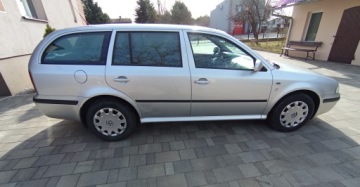 Skoda Octavia I Kombi 1.9 TDI 110KM 2004 SKODA OCTAVIA I Combi 1.9 TDI 110 KM, AMBIENTE, zdjęcie 4