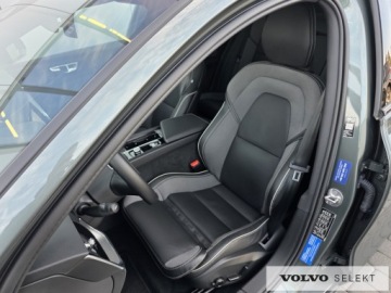 Volvo V60 II  Kombi Facelifting 2.0 B4 197KM 2025 Volvo V60 FV23 Plus Dark B4 197KM ACC BLIS Panoram, zdjęcie 12