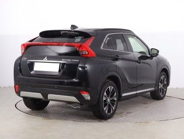 Mitsubishi Eclipse Cross SUV 1.5 T 163KM 2017 Mitsubishi Eclipse Cross 1.5 T-MIVEC, zdjęcie 4