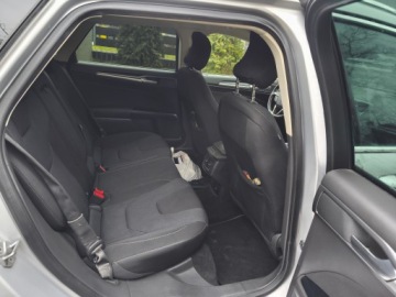 Ford Mondeo V Kombi 2.0 TDCi 150KM 2016 FORD MONDEO V Kombi (CE) 2.0 TDCi 150 KM BOGATE WYPOSAŻENIE, zdjęcie 13