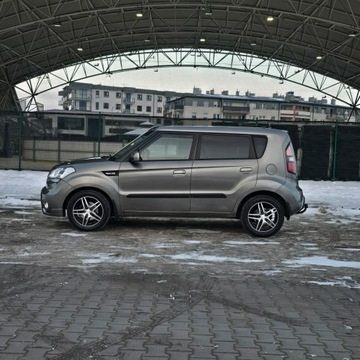 Kia Soul I Crossover 1.6 CRDI VGT 128KM 2009 Kia Soul I 1.6 CRDI Attract, zdjęcie 18