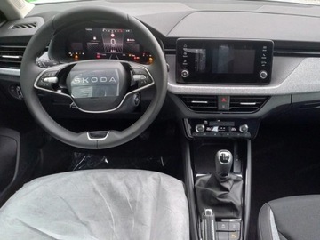 Skoda Kamiq Crossover Facelifting 1.5 TSI 150KM 2025 SKODA Kamiq Edition 130 1.5 TSI Suv 150KM 2025, zdjęcie 5