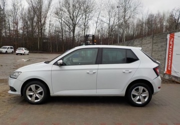 Skoda Fabia III Hatchback Facelifting 1.0 MPI 75KM 2019 Skoda Fabia Okazja Benzyna 75KM, zdjęcie 11
