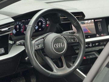 Audi A3 8Y Sportback 1.5 35 TFSI 150KM 2023 Audi A3 Sportback Kamera cofania ,Tempomat , Kluczyk komfortowy , Smartpho, zdjęcie 9