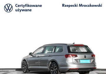 Volkswagen Passat B8 Variant Facelifting 2.0 TDI SCR 200KM 2023 Volkswagen Passat Variant 2.0TDI 200KM DSG, Business, Czujniki parkowania,, zdjęcie 6