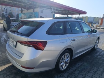 Skoda Octavia IV Scout 1.5 TSI ACT 150KM 2021 Skoda Octavia 1.5 TSI IV 150 M Salon PL Lakier oryginał po przeglądzie, zdjęcie 17